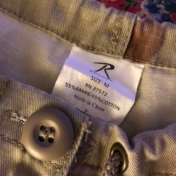 Urban Outfitters camo pants - Picture 5 of 8